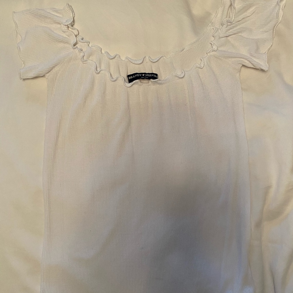 White tshirt from brandy melville